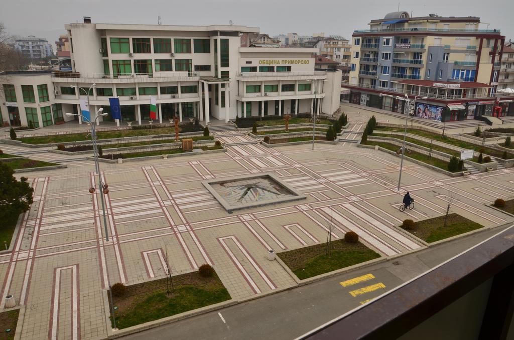 La Piazza Primorsko Rooms & Apartments Εξωτερικό φωτογραφία