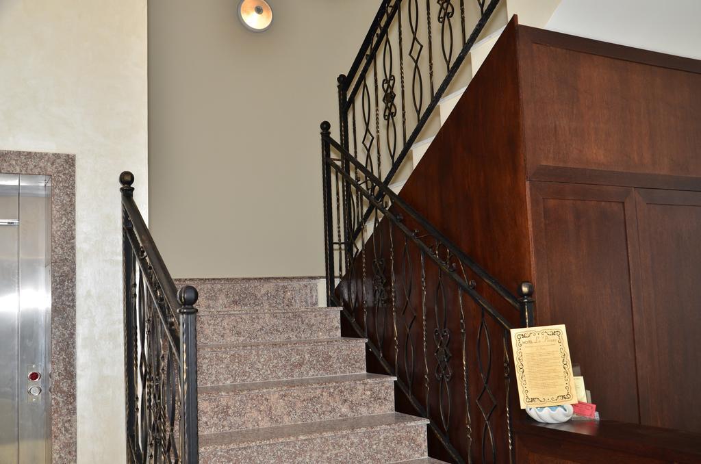 La Piazza Primorsko Rooms & Apartments Εξωτερικό φωτογραφία